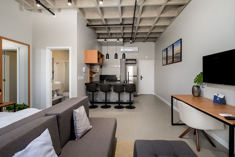 Studio completo e moderno em Canasvieiras TPS104