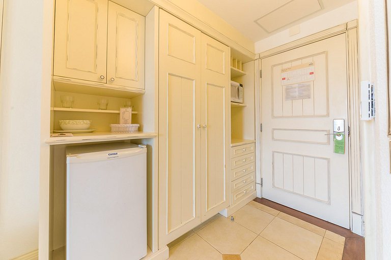 Studio em Jurerê sofisticação em resort luxo ILC3104 Seazone