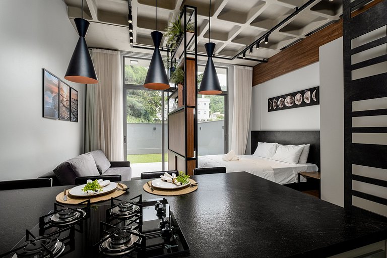 Estudio moderno en cond. con piscina TPS108