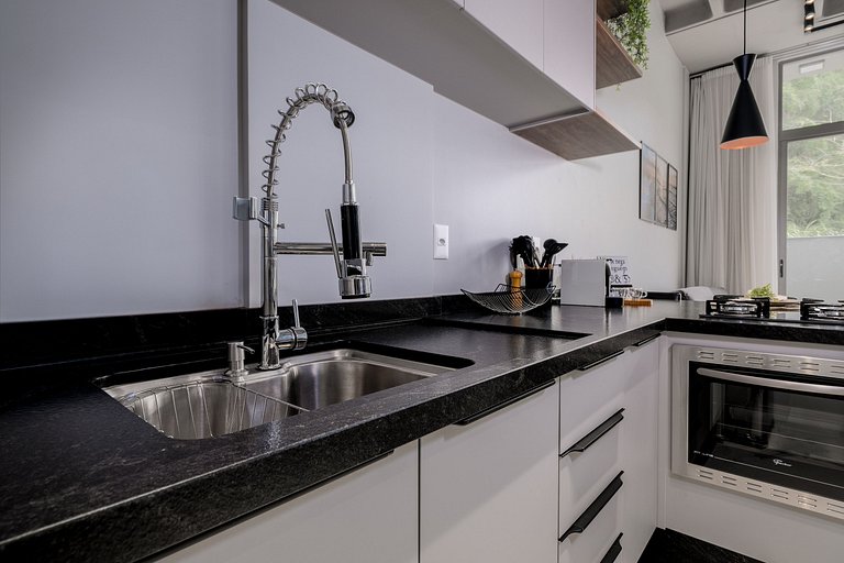 Estudio moderno en cond. con piscina TPS108