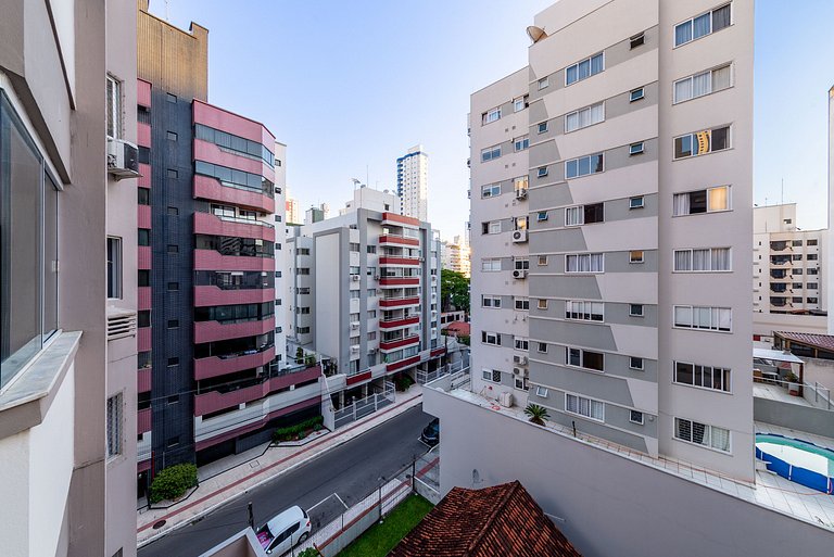 Apto confortável a 4min do mar RTA042