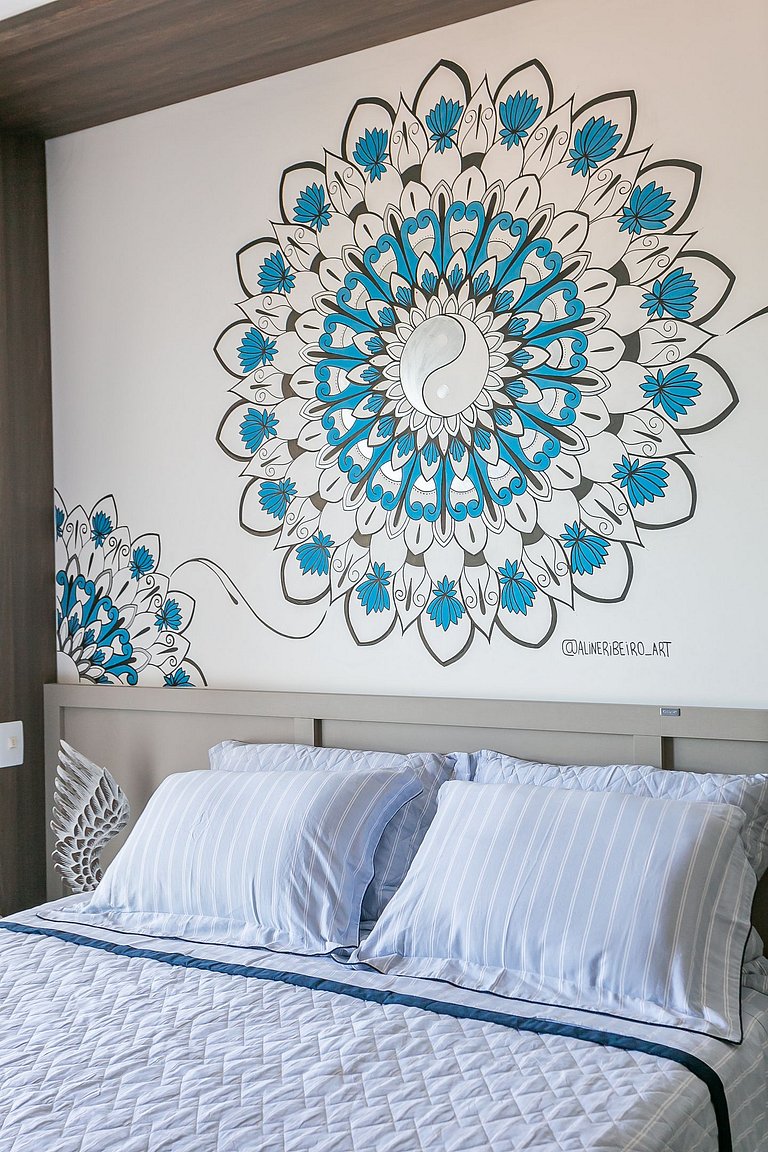 Belo studio em cond. com vista para a praia IRB203