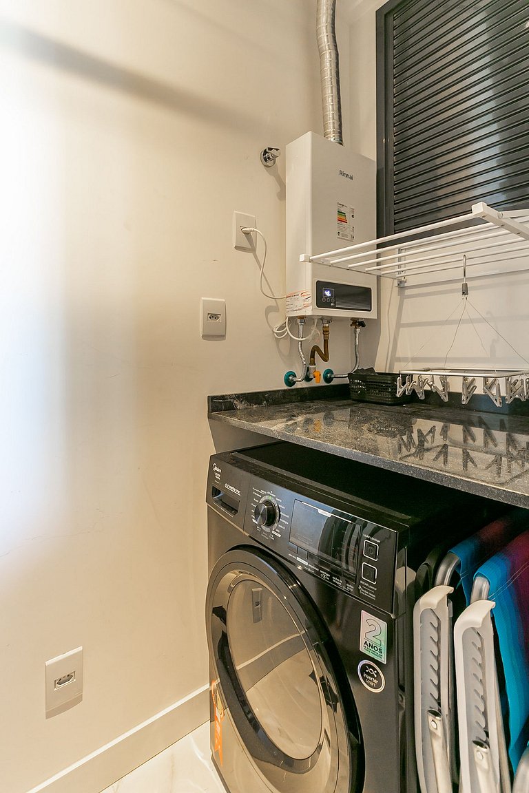 Hermoso estudio en cond. con vistas a la playa IRB203