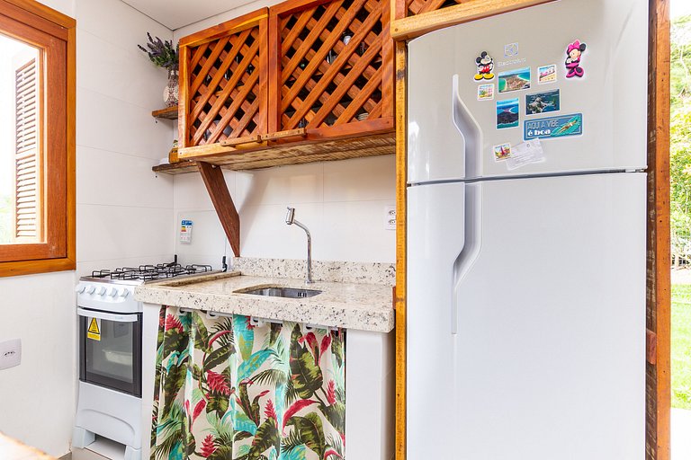 Charmosa casa p/ famílias em Mariscal RJU8301