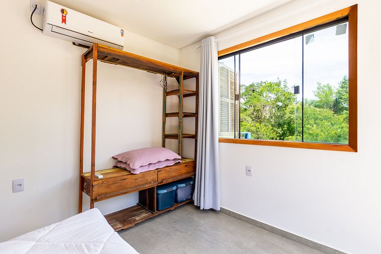 Charmosa casa p/ famílias em Mariscal RJU8301