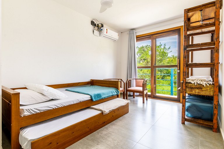 Charmosa casa p/ famílias em Mariscal RJU8301