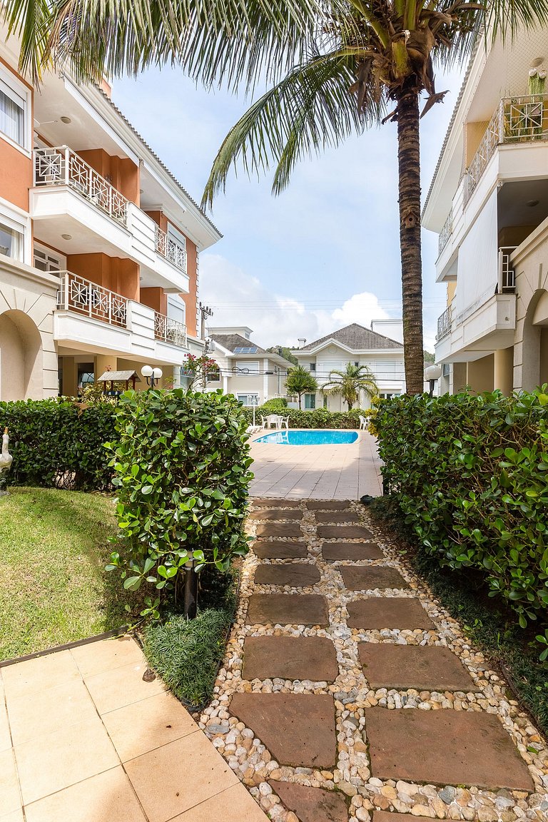 Apartamento em Jurerê amplo aconchegante ótimo VDI208Seazone