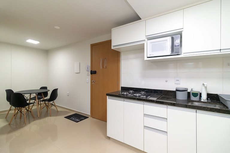 Apto na Asa Norte 750m do shopping NOR0201