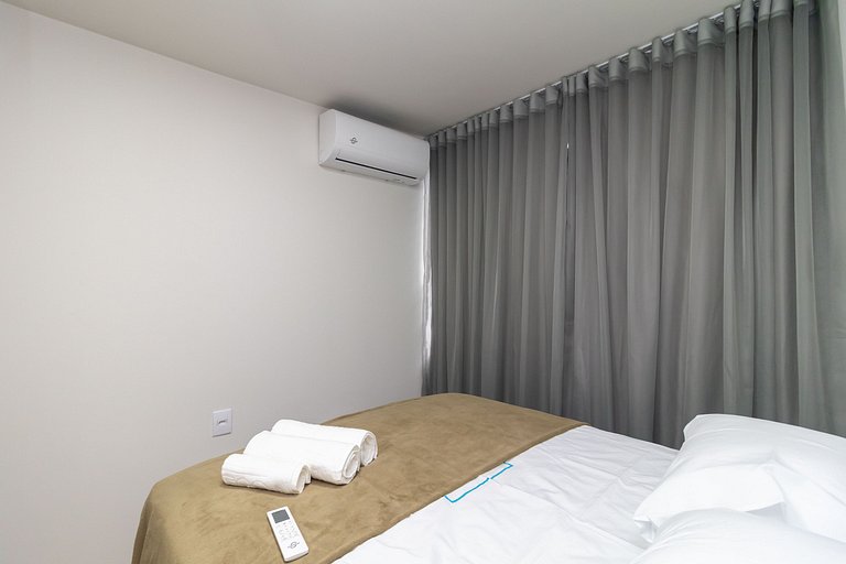 Apto na Asa Norte 750m do shopping NOR0201