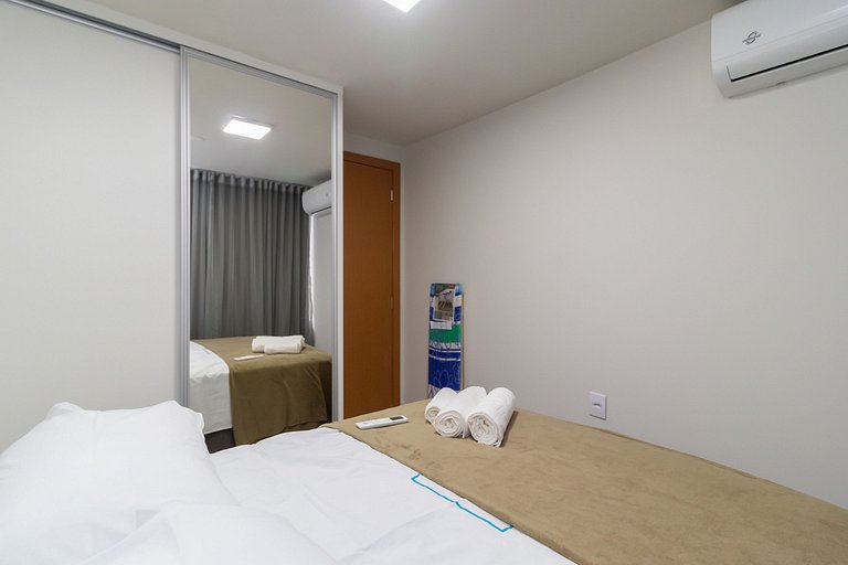 Apto na Asa Norte 750m do shopping NOR0201