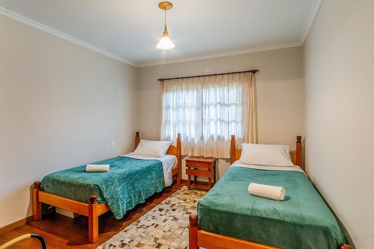 Bela casa estilo chalé em Canela RCF160