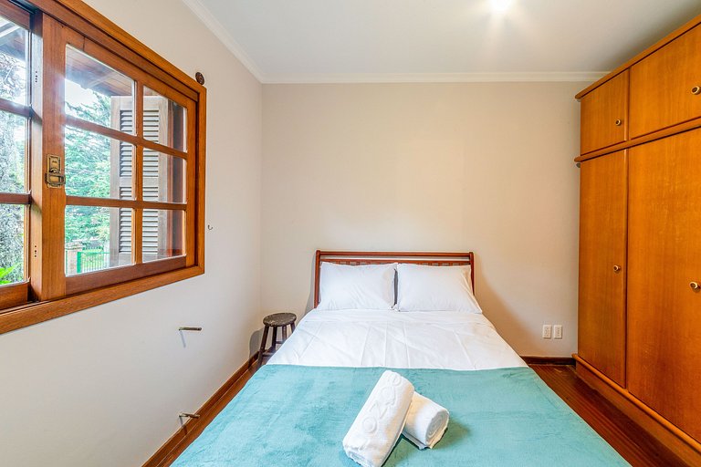 Bela casa estilo chalé em Canela RCF160