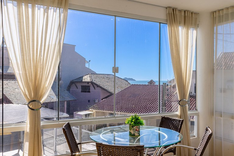 Piso con suite y playa en Bombas ROS001