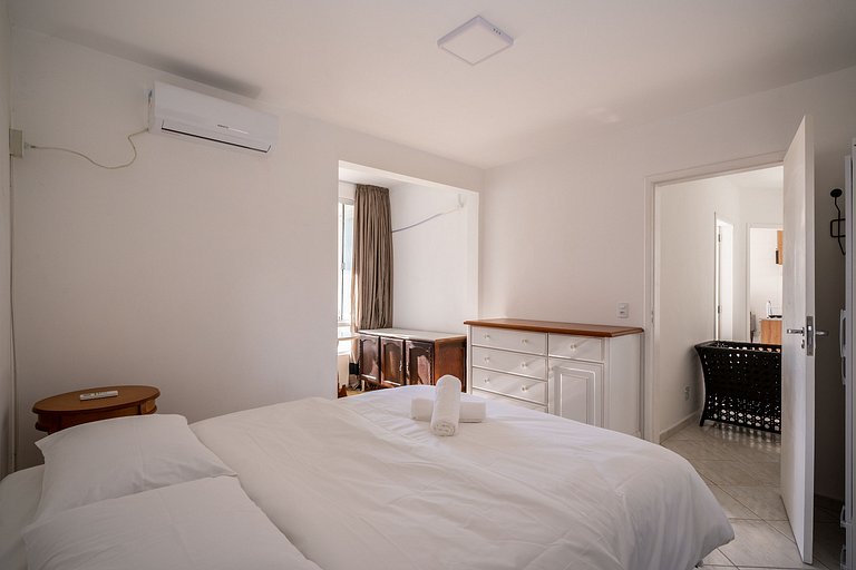 Piso con suite y playa en Bombas ROS001