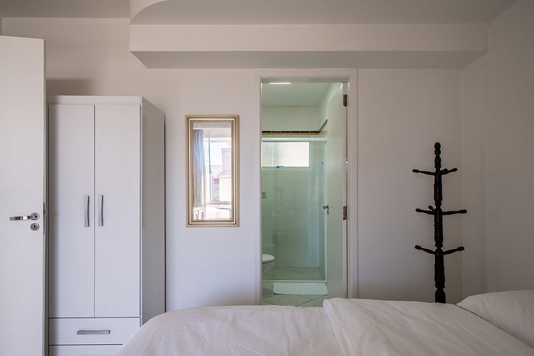 Piso con suite y playa en Bombas ROS001