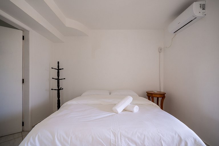 Piso con suite y playa en Bombas ROS001