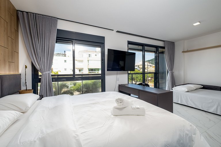 Estudio de alto estándar en Floripa IRB205