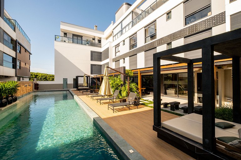 Estudio de alto estándar en Floripa IRB205