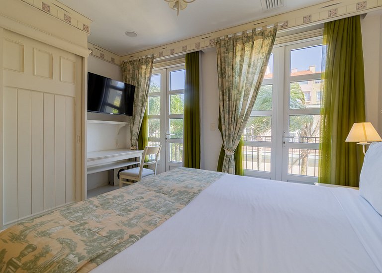 Studio em Jurerê resort de luxo mar, piscina ILC4112 Seazone