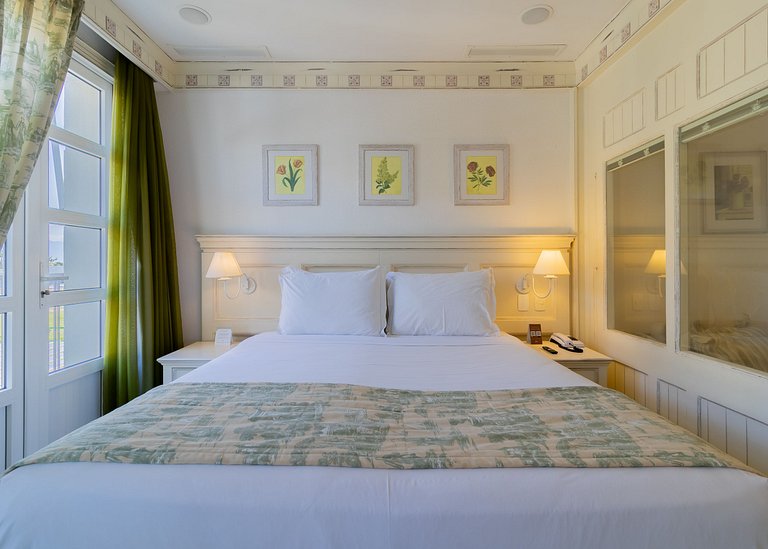 Studio em Jurerê resort de luxo mar, piscina ILC4112 Seazone