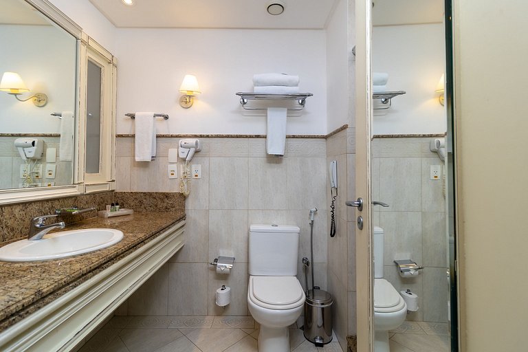 Studio em Jurerê resort de luxo mar, piscina ILC4112 Seazone