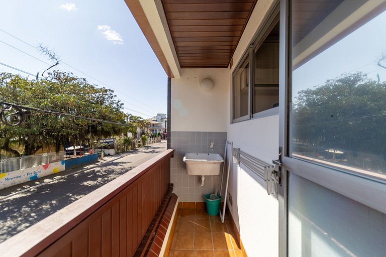 Apto a 2 minutos do mar em Canasvieiras-SC RBA201