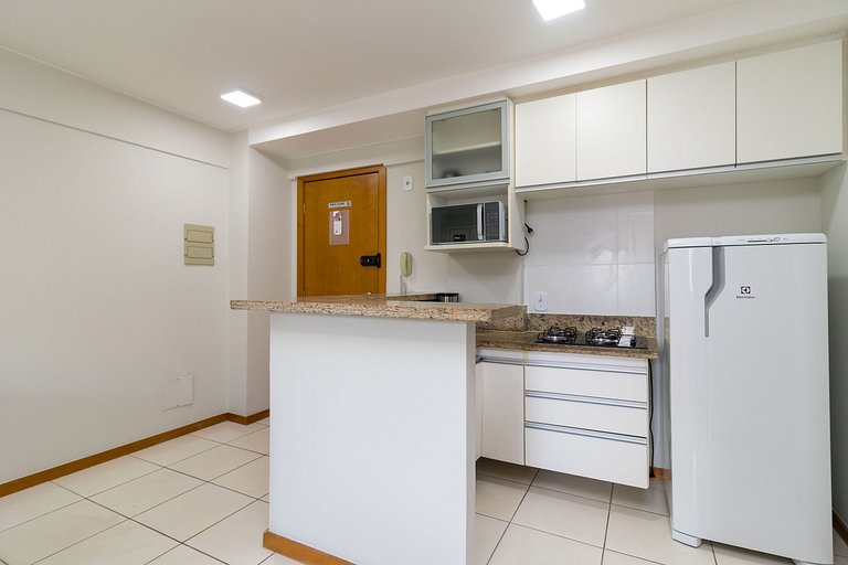 Apto em cond. com piscina, Lago Norte - PLN0415