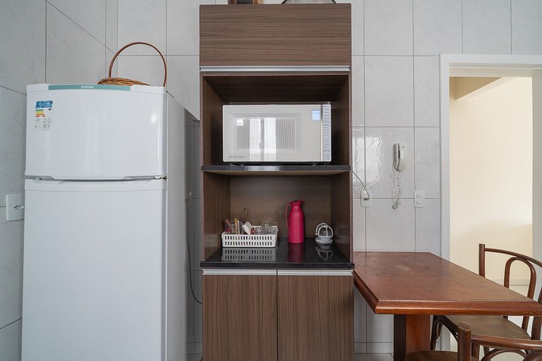 Lindo apto bem localizado a 2 min da praia ELM701