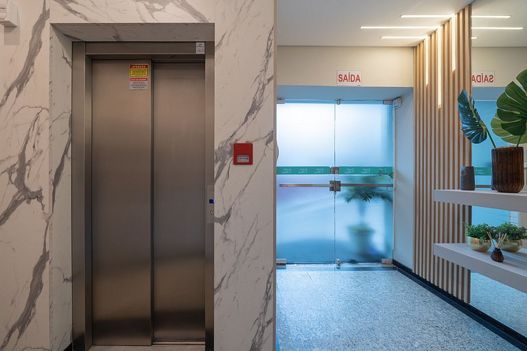 Lindo apto bem localizado a 2 min da praia ELM701