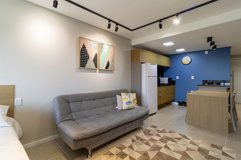 Lindo studio completo c/piscina OKA139