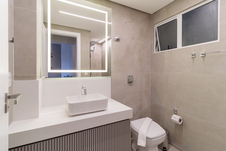 Lindo apart a 300m da praia IDF105