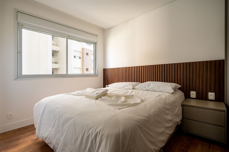 Encantador ajuste c/ balcón a 150m de la playa ABC403