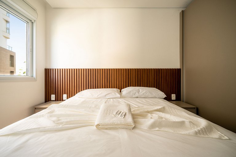 Encantador ajuste c/ balcón a 150m de la playa ABC403