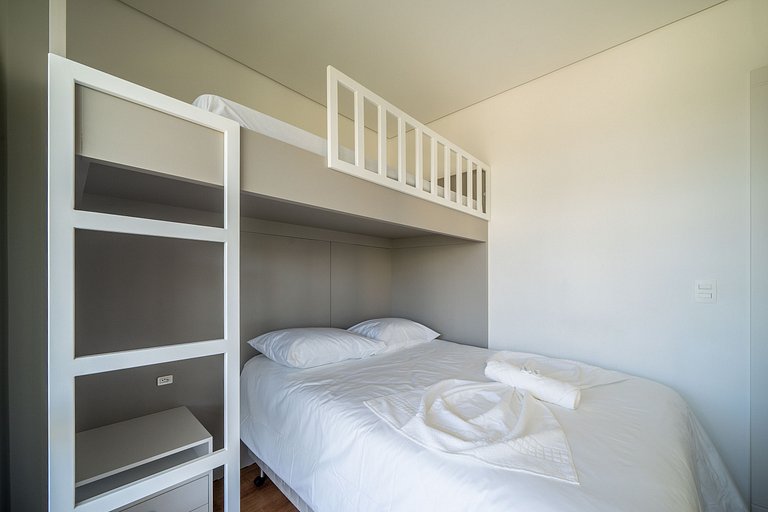 Encantador ajuste c/ balcón a 150m de la playa ABC403