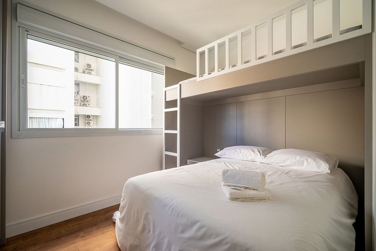 Encantador ajuste c/ balcón a 150m de la playa ABC403