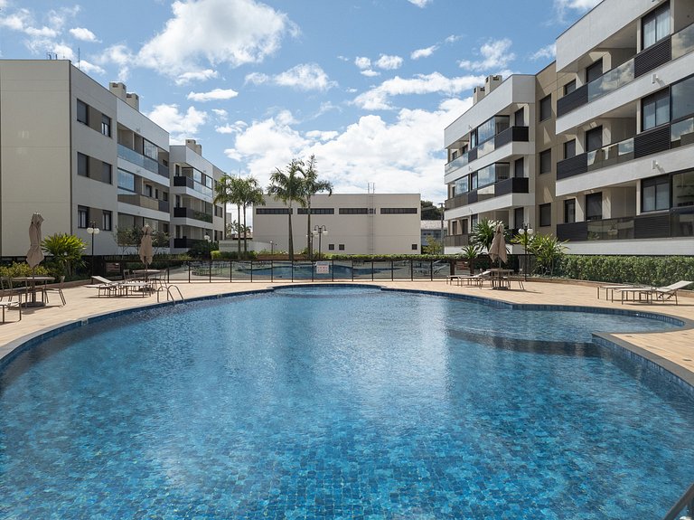 Moderno apto 2min da praia c/churrasq ADC105