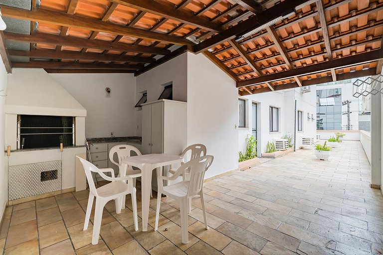 Apto prox a Praia Central em Balneário SC IAP213