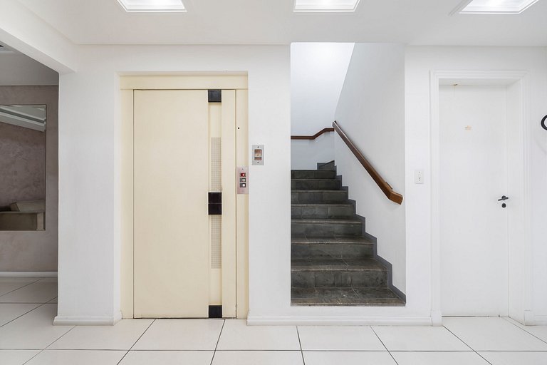 Apto prox a Praia Central em Balneário SC IAP213