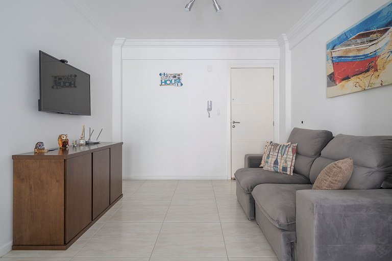 Apto agradável no centro de Bombinhas CAA103