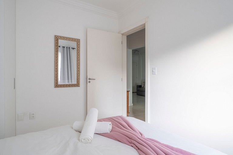 Apto agradável no centro de Bombinhas CAA103