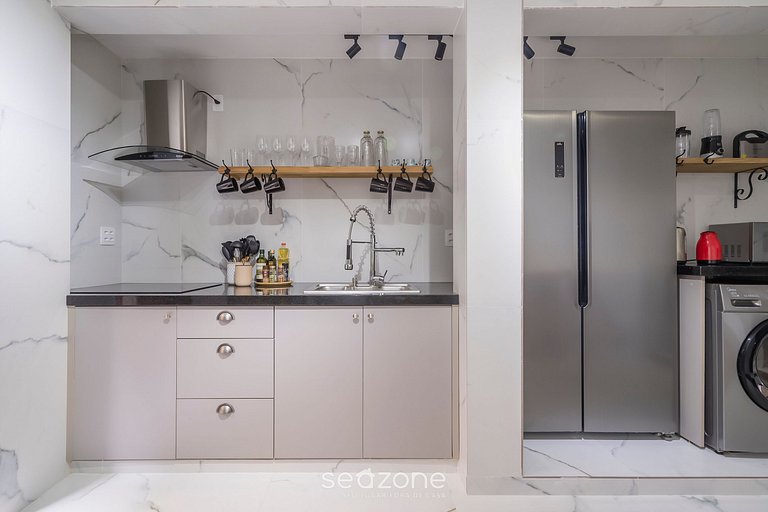 Apto espaçoso prox da Praia de Cabeçudas PSN001