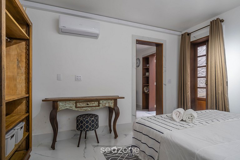 Apto espaçoso prox da Praia de Cabeçudas PSN001