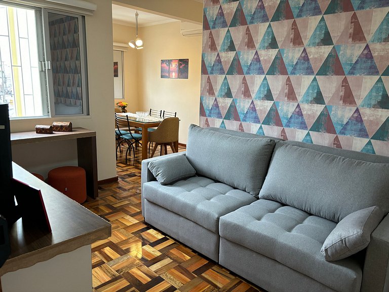 Apart excelente ubicación centro Floripa ELY0201