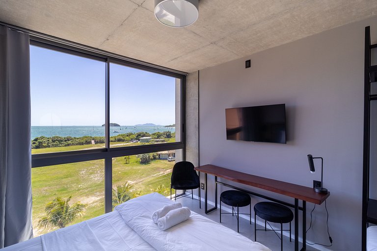 Estudio con espectacular vista al mar SPJ0404