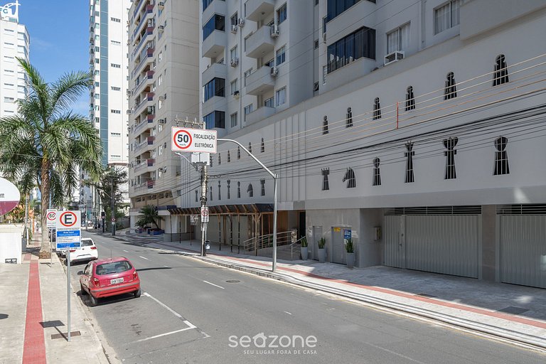 Apto a 450m de playa Balneário Camboriú-SC EMF1003