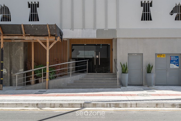 Apto a 450m de playa Balneário Camboriú-SC EMF1003