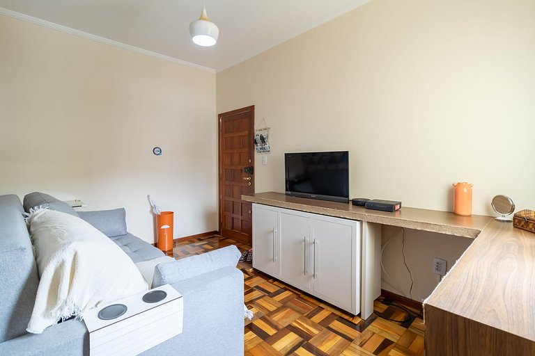 Apart excelente ubicación centro Floripa ELY0201