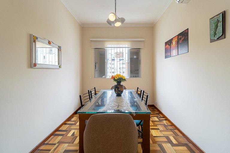 Apto otima localização Centro de Floripa ELY0201