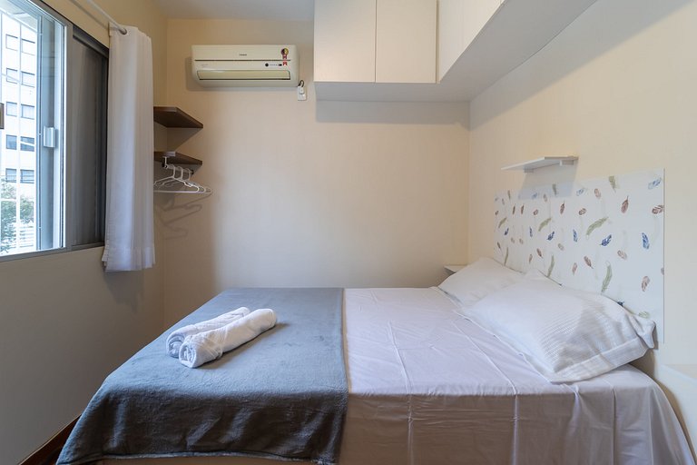 Apart excelente ubicación centro Floripa ELY0201