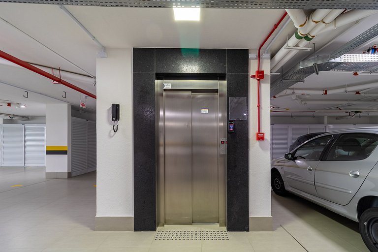 Lindo Apto 230m da praia em Jurerê MOR025